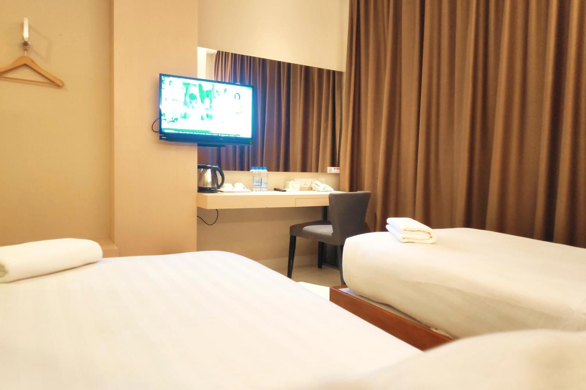 ออส โฮเต็ล แอร์พอร์ต บาตัม Hotel Batam ภายนอก รูปภาพ